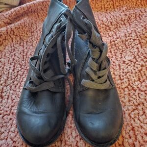 Chaco Black Cataluna Mid Laceup Boots for Women